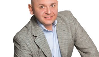 Jose_Velasquez_Headshot